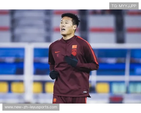 海港欲签国脚中卫，打造铁血防线新篇章