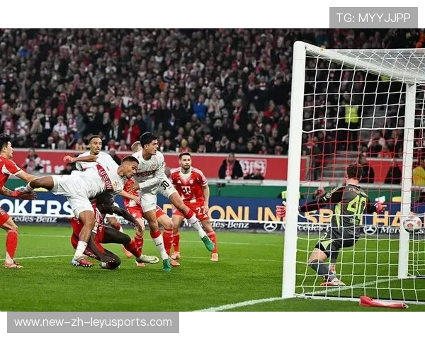 凯恩中场精准分球让热刺反击一触即发